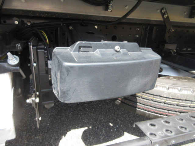 三菱ふそう キャンター 小型 冷蔵冷凍バン 2RG-FEAV0(103835) 37枚目