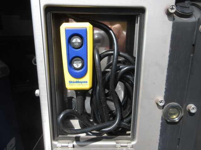 三菱ふそう キャンター 小型 冷蔵冷凍バン 2RG-FEAV0(103835) 39枚目