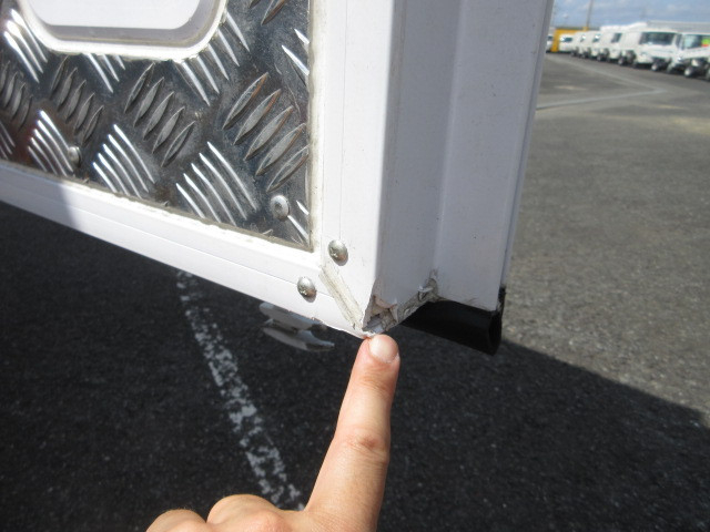 三菱ふそう キャンター 小型 冷蔵冷凍バン 2RG-FEAV0(103835) 49枚目