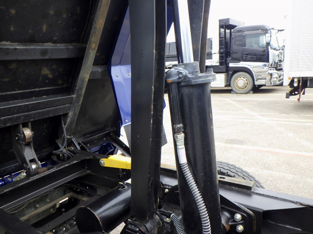 三菱ふそう キャンター 小型 土砂ダンプ 2PG-FEBM0(103836) 13枚目