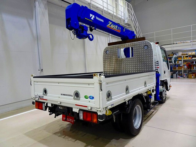 いすゞ エルフ 小型 平ボディ（クレーン付） 2RG-NKR88A(103837) 3枚目