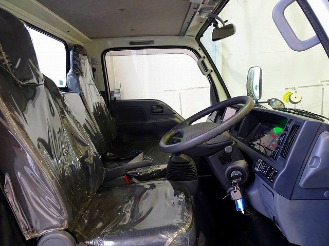 いすゞ エルフ 小型 平ボディ（クレーン付） 2RG-NKR88A(103837) 6枚目