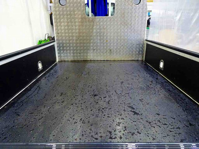 いすゞ エルフ 小型 平ボディ（クレーン付） 2RG-NKR88A(103837) 21枚目