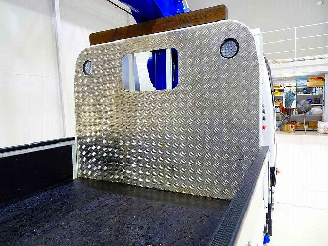 いすゞ エルフ 小型 平ボディ（クレーン付） 2RG-NKR88A(103837) 24枚目
