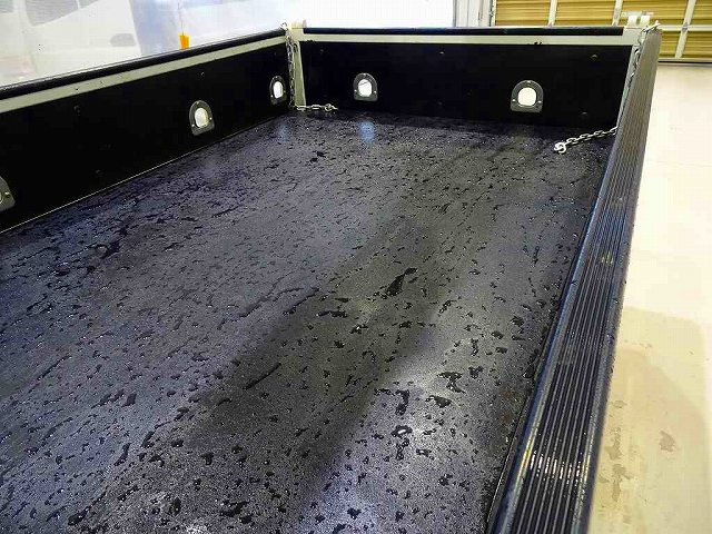 いすゞ エルフ 小型 平ボディ（クレーン付） 2RG-NKR88A(103837) 27枚目