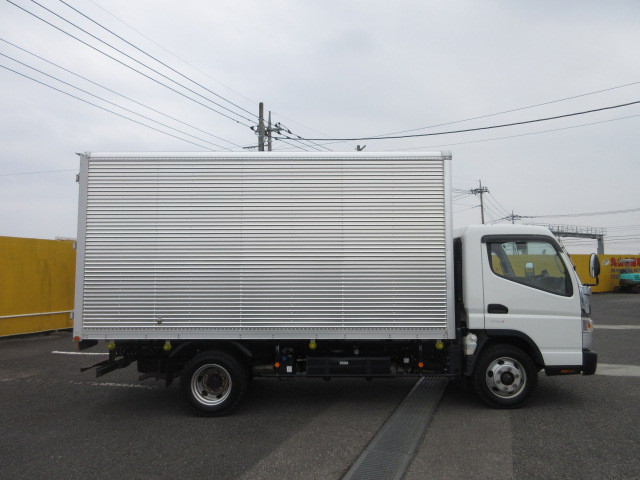 三菱ふそう キャンター 小型 バン 2PG-FEB80(103838) 6枚目
