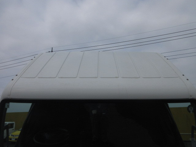 三菱ふそう キャンター 小型 バン 2PG-FEB80(103838) 15枚目