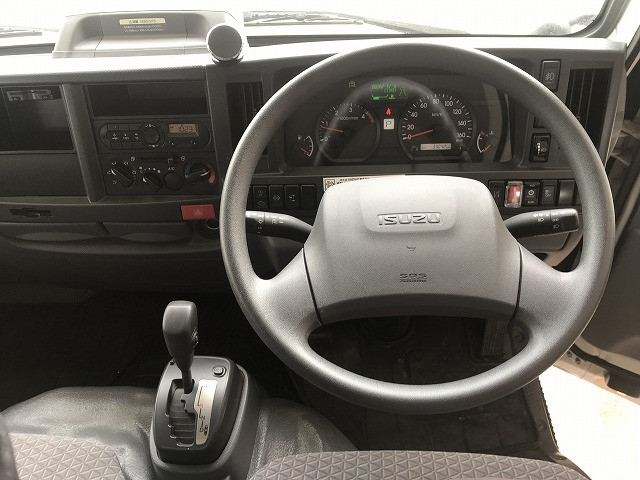 いすゞ エルフ 小型 平ボディ 2RG-NJR88A(103839) 25枚目