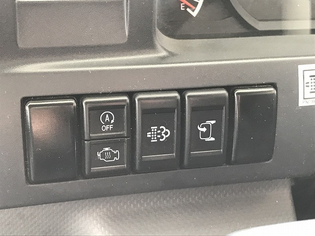 いすゞ エルフ 小型 平ボディ 2RG-NJR88A(103839) 29枚目