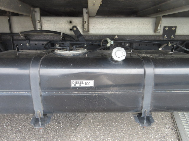 三菱ふそう キャンター 小型 バン 2PG-FEB80(103838) 36枚目