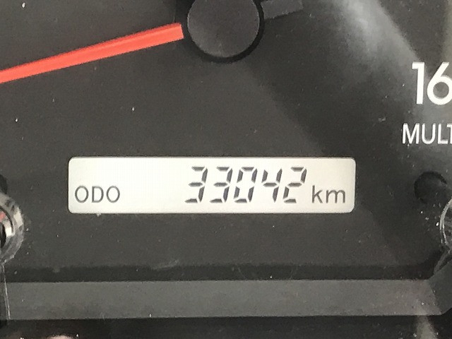 いすゞ エルフ 小型 平ボディ 2RG-NJR88A(103839) 33枚目