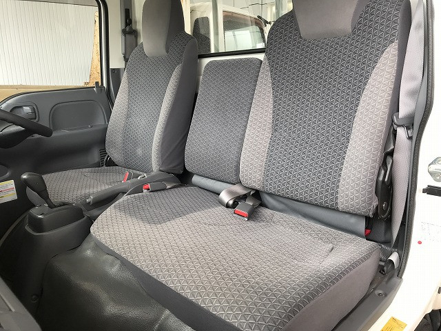 いすゞ エルフ 小型 平ボディ 2RG-NJR88A(103839) 35枚目