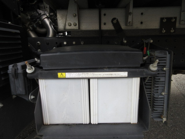 三菱ふそう キャンター 小型 バン 2PG-FEB80(103838) 42枚目