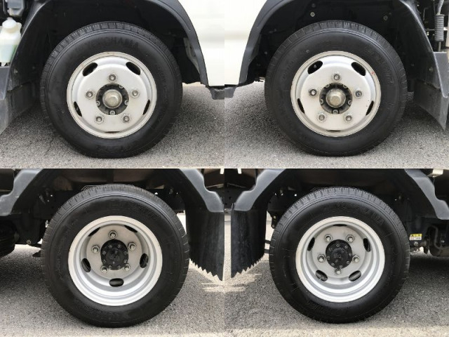 いすゞ エルフ 小型 平ボディ 2RG-NJR88A(103839) 42枚目