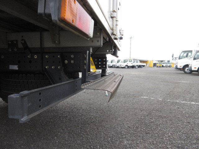 三菱ふそう キャンター 小型 バン 2PG-FEB80(103838) 49枚目