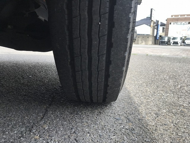 いすゞ エルフ 小型 平ボディ 2RG-NJR88A(103839) 44枚目