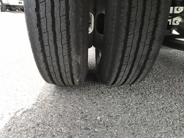 いすゞ エルフ 小型 平ボディ 2RG-NJR88A(103839) 46枚目