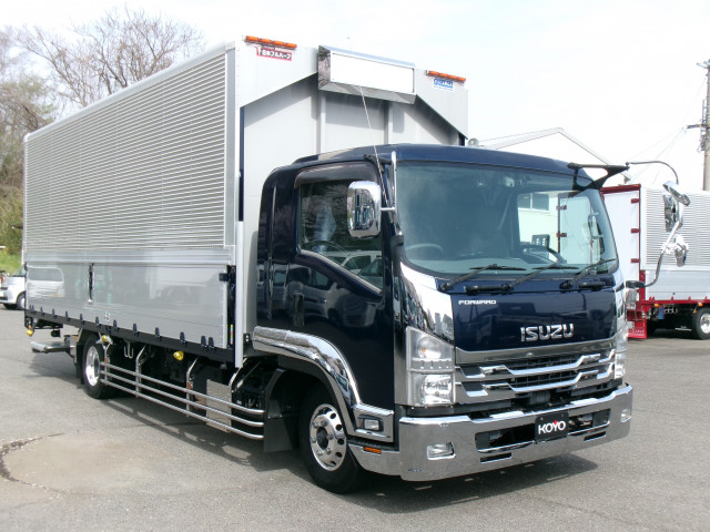 Isuzu forward Middle Wing body 2RG-FRR90T2(103840) 3枚目