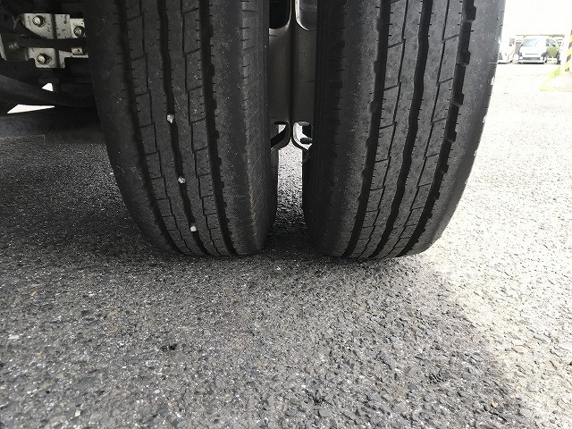 いすゞ エルフ 小型 平ボディ 2RG-NJR88A(103839) 47枚目