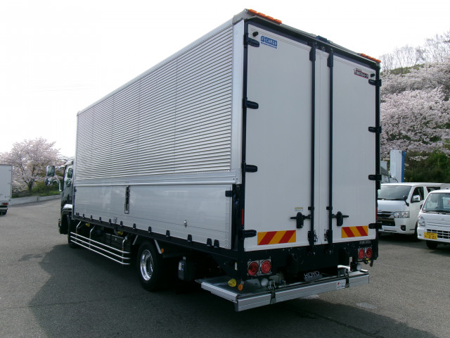 Isuzu forward Middle Wing body 2RG-FRR90T2(103840) 4枚目