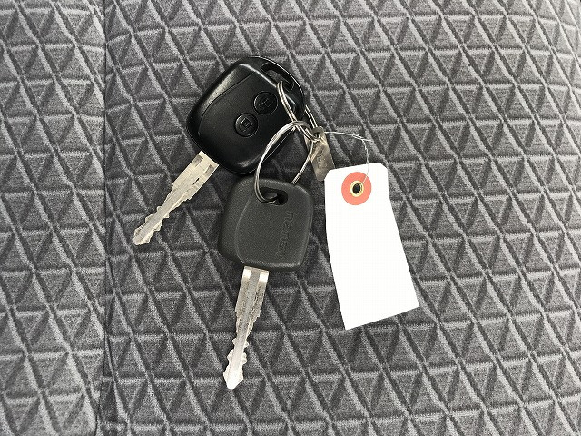 いすゞ エルフ 小型 平ボディ 2RG-NJR88A(103839) 48枚目