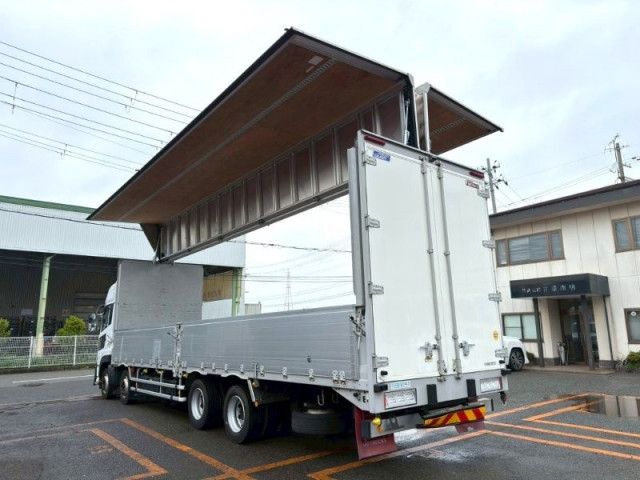 Nissan UD quon Large Wing body 2PG-CG5CA(103841) 8枚目