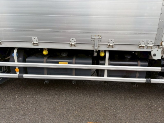 Nissan UD quon Large Wing body 2PG-CG5CA(103841) 19枚目