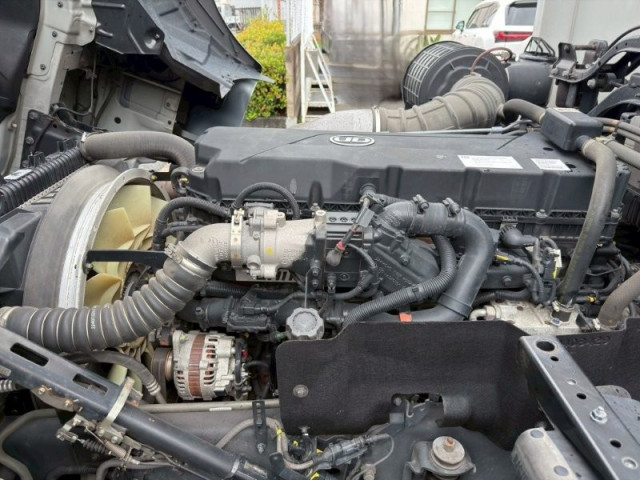 Nissan UD quon Large Wing body 2PG-CG5CA(103841) 22枚目