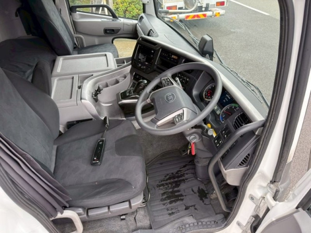 Nissan UD quon Large Wing body 2PG-CG5CA(103841) 29枚目