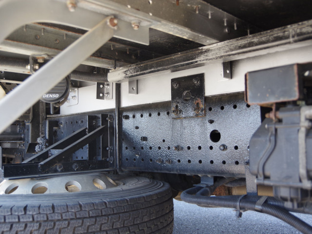 Nissan UD condor Middle Wing body 2PG-BRR90T2(103842) 6枚目