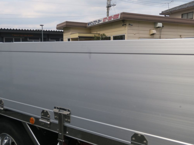 いすゞ フォワード 中型 平ボディ 2RG-FRR90T2(103843) 14枚目