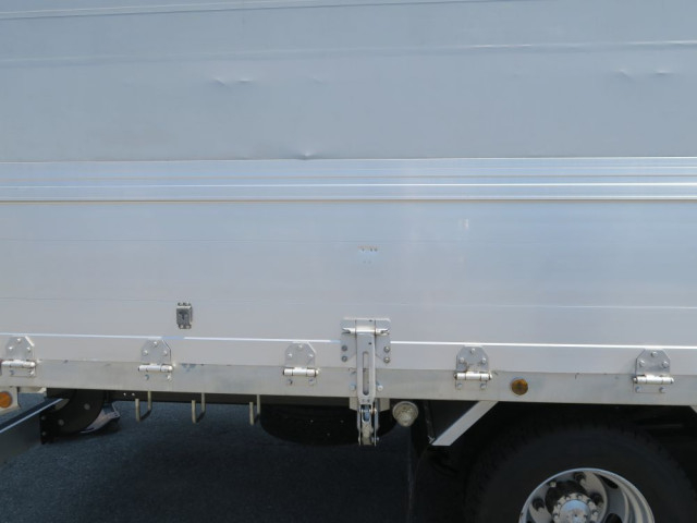 Mitsubishi Fuso fighter Middle Wing body 2KG-FK61F(103844) 16枚目