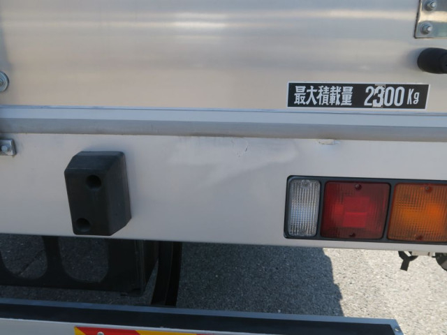 Mitsubishi Fuso fighter Middle Wing body 2KG-FK61F(103844) 21枚目