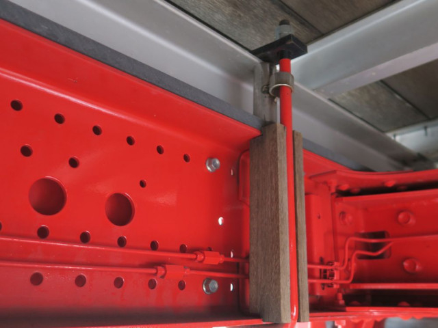 いすゞ フォワード 中型 平ボディ 2RG-FRR90T2(103843) 43枚目