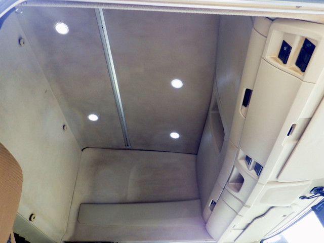 日野 レンジャー 中型 バン 2KG-FD2ABG(103845) 17枚目