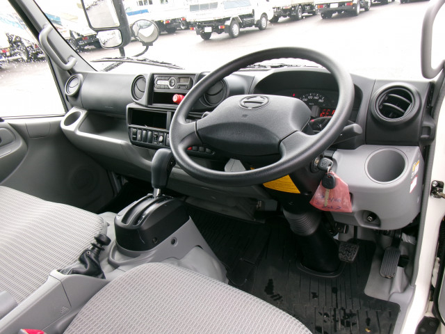 日野 デュトロ 小型 バン XZU605M(103846) 9枚目