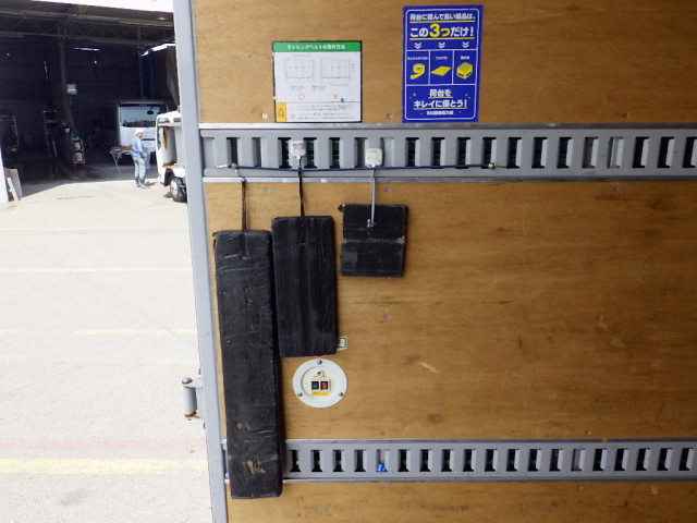 日野 レンジャー 中型 バン 2KG-FD2ABG(103845) 33枚目