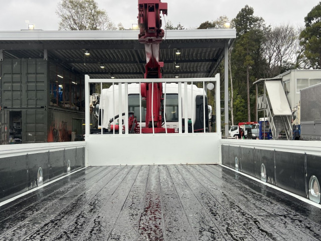 いすゞ フォワード 中型 平ボディ（クレーン付） TKG-FRR90S1(103848) 13枚目