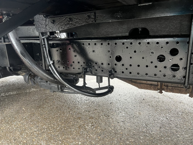 いすゞ フォワード 中型 平ボディ（クレーン付） TKG-FRR90S1(103848) 23枚目