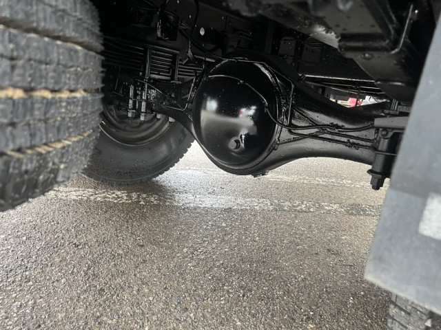 いすゞ フォワード 中型 平ボディ（クレーン付） TKG-FRR90S1(103848) 27枚目