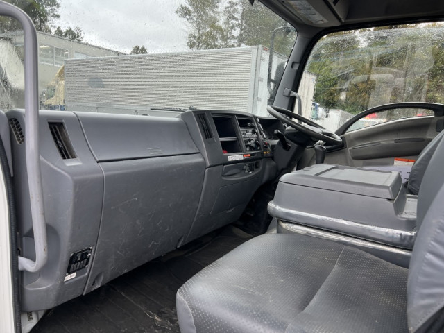 いすゞ フォワード 中型 平ボディ（クレーン付） TKG-FRR90S1(103848) 37枚目