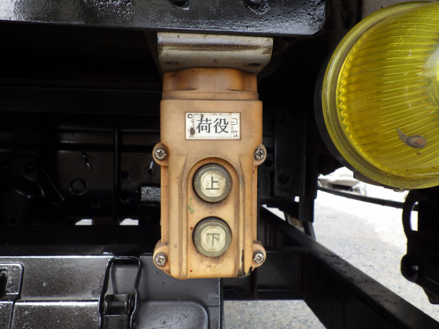 いすゞ エルフ 小型 バン TKG-NMR85AN(103849) 42枚目