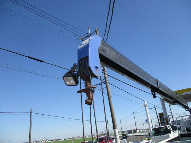 トヨタ トヨエース 小型 平ボディ（クレーン付） TKG-XZU650(103852) 6枚目