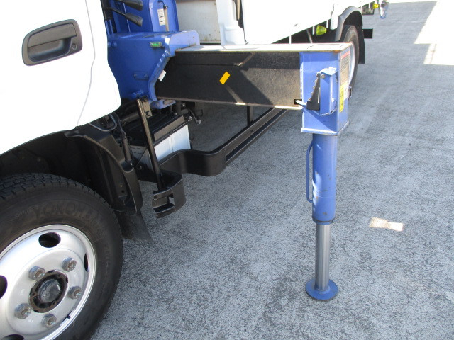 トヨタ トヨエース 小型 平ボディ（クレーン付） TKG-XZU650(103852) 12枚目