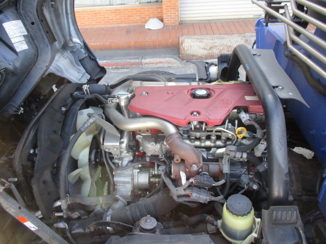 トヨタ トヨエース 小型 平ボディ（クレーン付） TKG-XZU650(103852) 17枚目