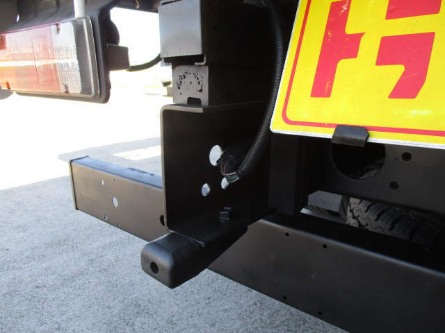 トヨタ トヨエース 小型 平ボディ（クレーン付） TKG-XZU650(103852) 31枚目