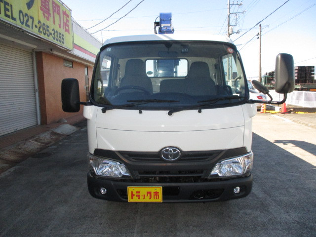 トヨタ トヨエース 小型 平ボディ（クレーン付） TKG-XZU650(103852) 41枚目