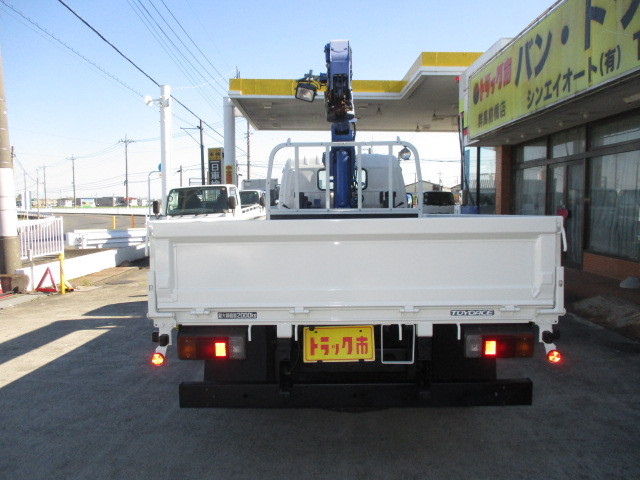 トヨタ トヨエース 小型 平ボディ（クレーン付） TKG-XZU650(103852) 42枚目