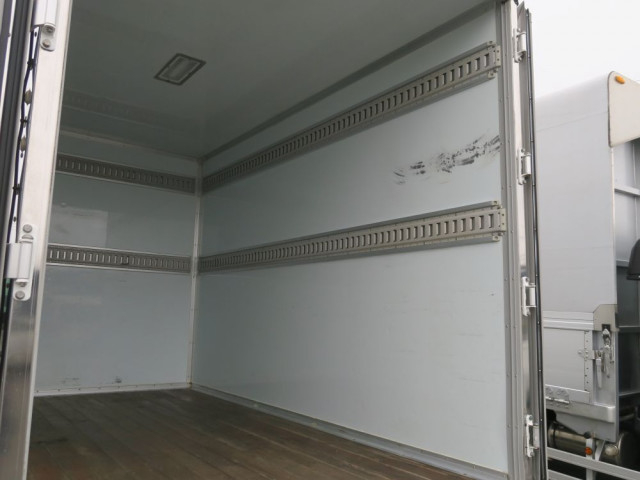 いすゞ エルフ 小型 バン TPG-NJS85AN(103854) 12枚目