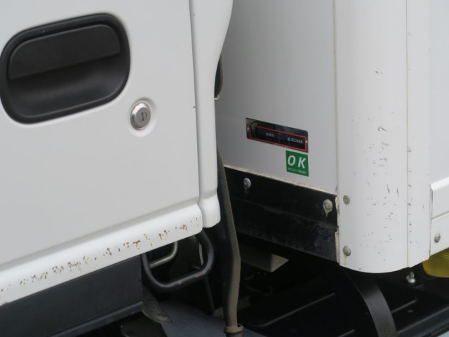 いすゞ エルフ 小型 バン TPG-NJS85AN(103854) 20枚目